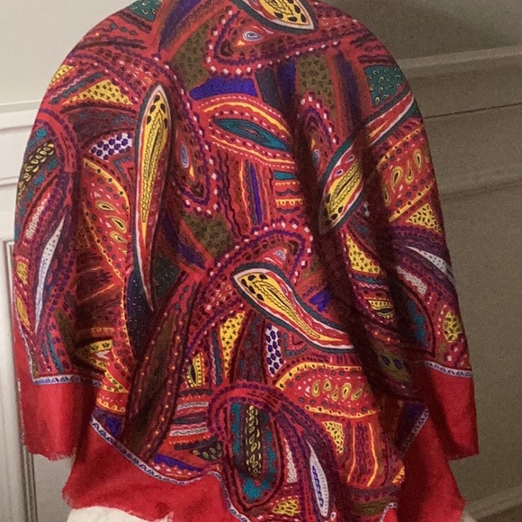 JAGO 100% lightweight wool scarf 34 inch square RED paisley print bright colors - Picture 4 of 13